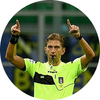 Árbitro asistente de video (VAR)