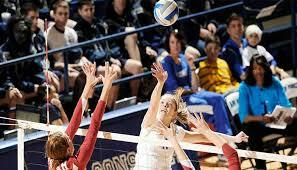 El voleibol se presenta ante el público