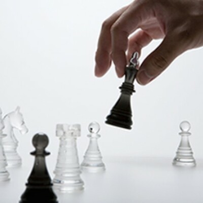 Timeline: La Estrategia