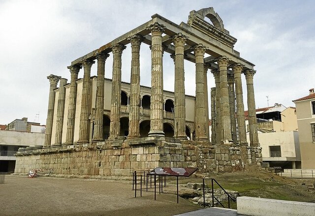 Construcción Templo de Diana.