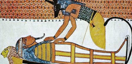 Los egipcios descubren el método para embalsamar y extraer metales.