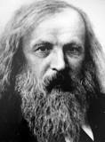 Dmitri Mendeléyev crea la tabla periódica.