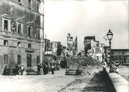 Il CLN (Comitato di Liberazione Nazionale) toscano ordina l'insurrezione a Firenze. I tedeschi vengono respinti fuori dal centro cittadino, dopo feroci combattimenti.