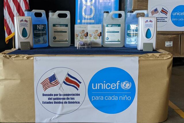 Suministros de protección personal para estudiantes y profesores