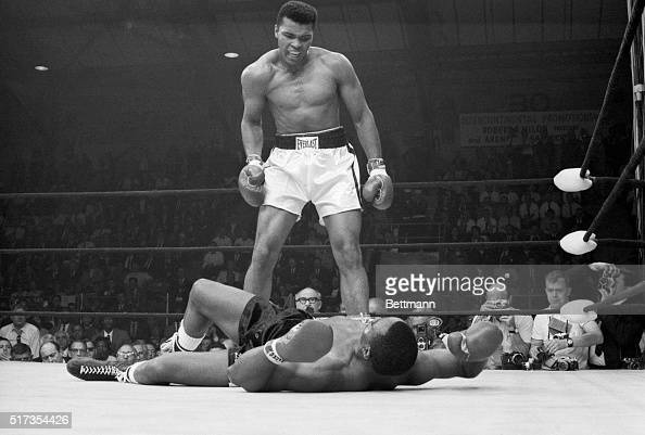 Muhammad Ali dies.