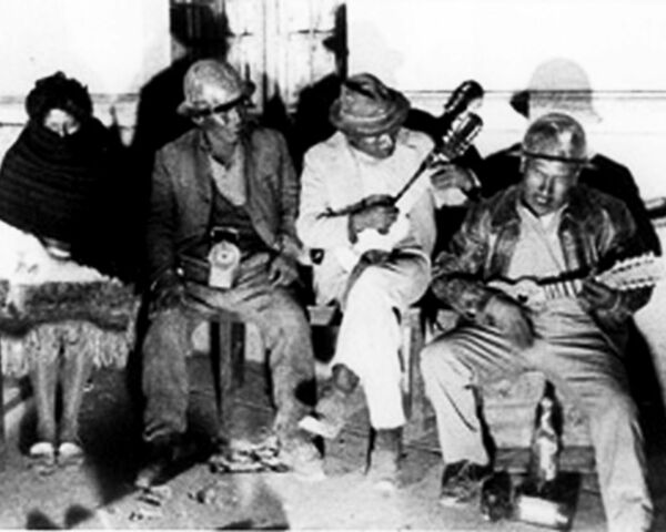 Explosión de la radio alternativa gracias a las radios mineras de Bolivia