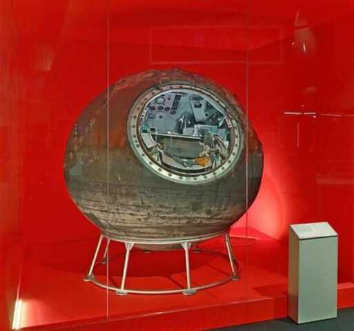 VOSTOK 6