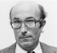 Niklas Luhmann  - Sociólogo