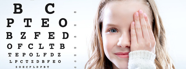 1881 Se comenzó a utilizar la mano para realizar la prueba del cover-test