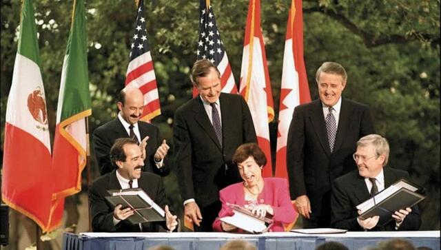 The North American Trade Agreement (NAFTA) with Canada and the United States is ratified..
