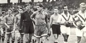 El voleibol fue incluido en el programa de educación y recreación de las fuerzas armadas de Norteamérica.