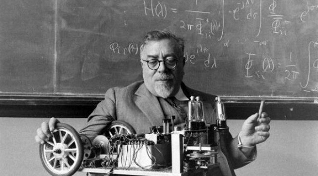 NORBERT WIENER