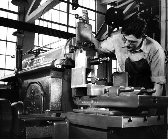 Creation of the 40 hour work week