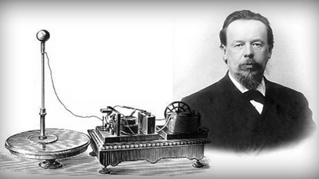 Alexander Popov inventa la primera antena radioeléctrica.