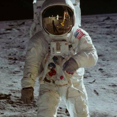 Timeline: INSTRUMENTOS Y MISIONES UTILIZADOS EN LA EXPLORACIÓN DEL UNIVERSO