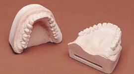 Timeline: Línea del Tiempo de la Historia de los Materiales Dentales