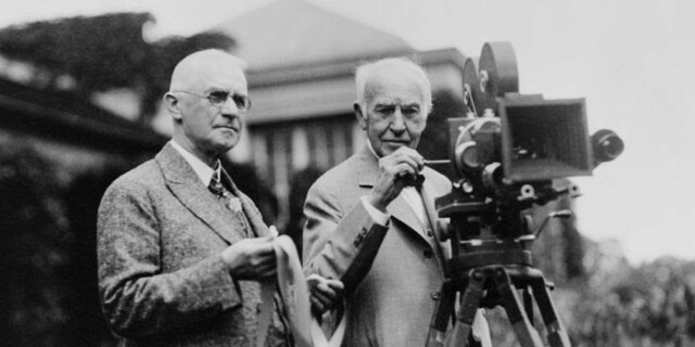 Thomas Alva Edison Y Thomas Armant