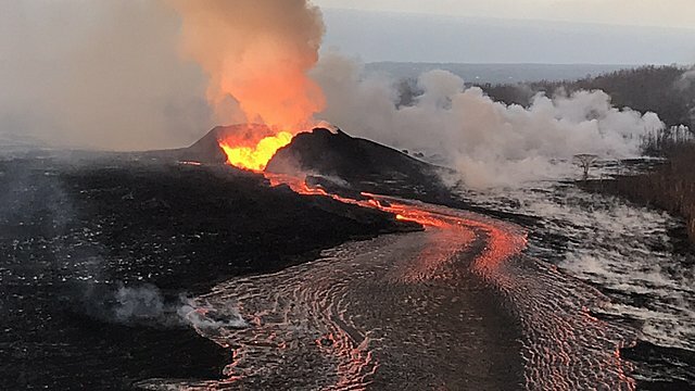 Erupción del Volcán  de Tera
