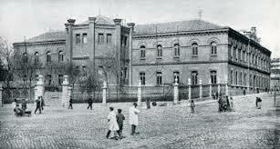 La primera Facultad de medicina veterinaria