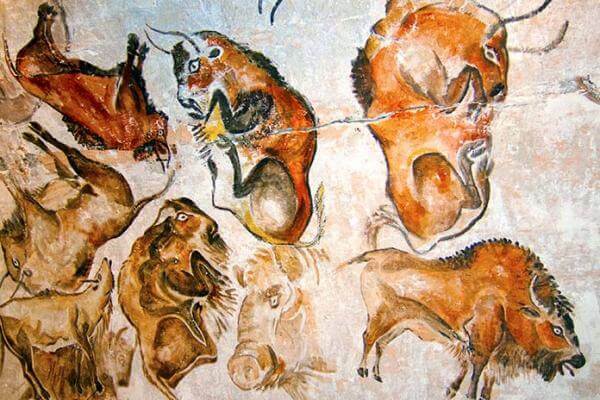 SE DESCUBREN LAS PRIMERAS PINTURAS RUPESTRES