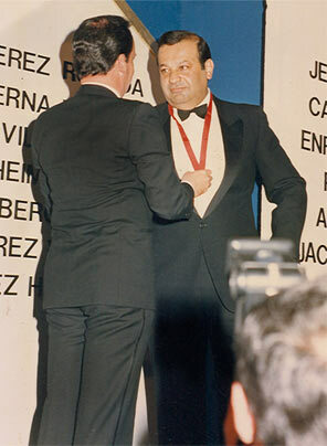 MEDALLA DE HONOR AL MERITO