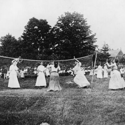 Timeline: Historia y evolución del voleibol