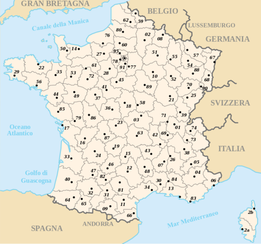 Divisione del territorio in 83 dipartimenti.