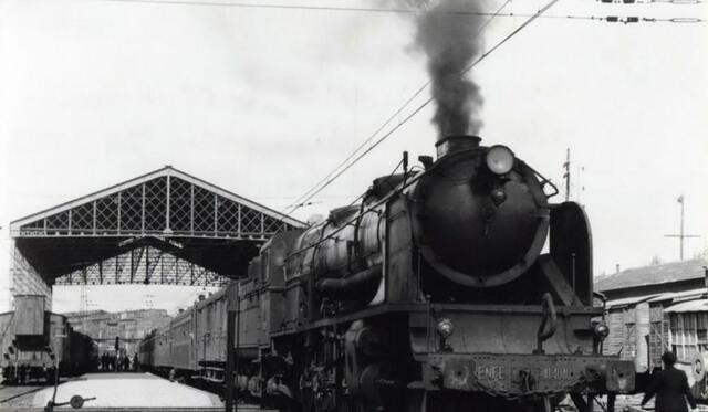 Primer ferrocarril peninsular