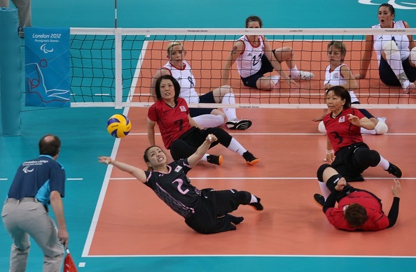 El voleibol sentado