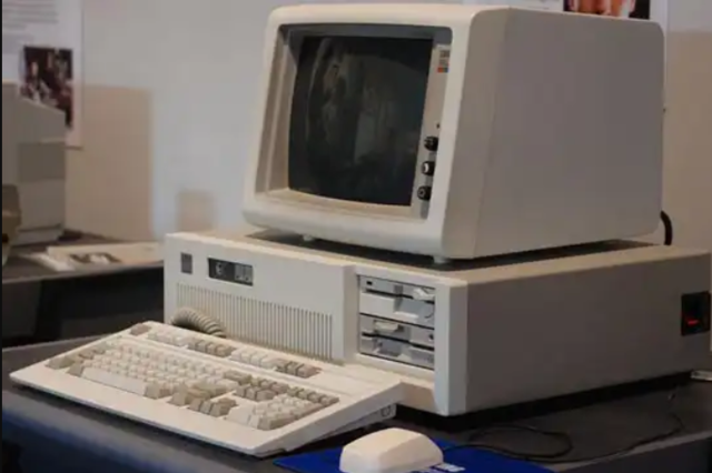 Generación #4 de computadores