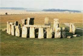 LOS PRIMEROS NÚCLEOS URBANOS