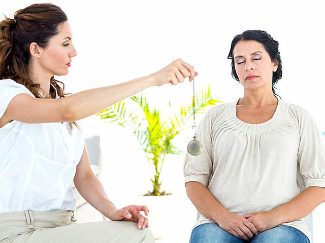 HIPNOTERAPIA