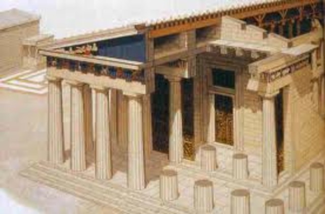 BCE     Tyrannical King Is Killed By Tile Thrown BY Old Lady