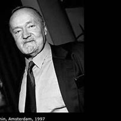 Timeline: Stephen Toulmin 25 Mar 1922 - 04 Dec 2009