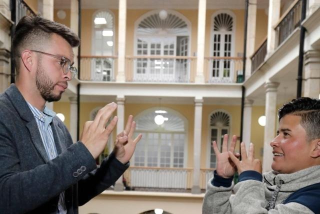 Capacitación de interpretes