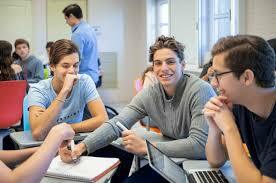 Volví a la prepa, pero fue en otra institución, la cual no me gustaba mucho