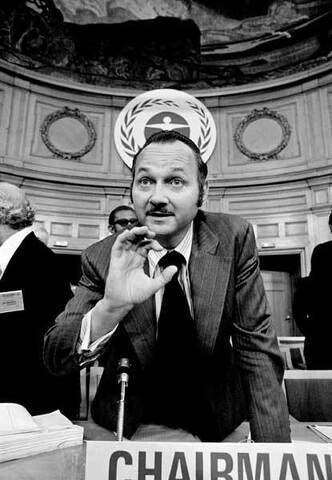 Reunión por Maurice F. Strong