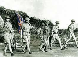 Singapore faller for japansk angrep