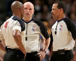 Ahora son 3 arbitros