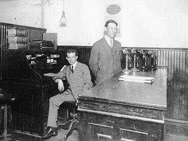 Lanzamiento con un préstamos de 100 USD