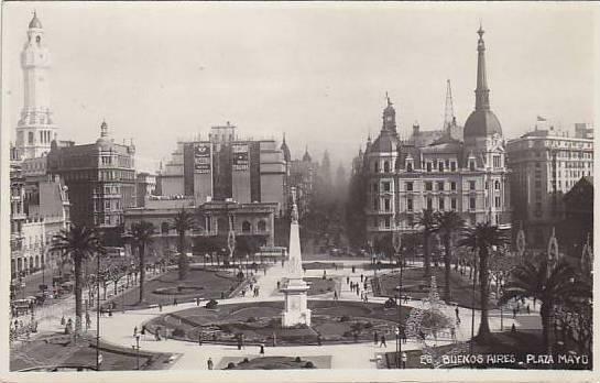 Primer emisión radiofónica en Argentina.