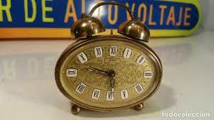 Reloj con alarma