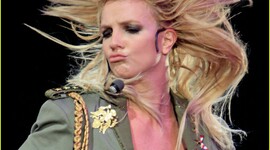 Timeline: Linha do tempo - Webjornalismo - Britney Spears: de favorita do público à piada dos tabloides