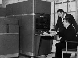 Primer computadora adquirida por la UNAM