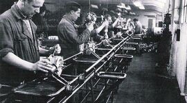 Timeline: la historia de la seguridad industrial en el mundo.by fabio alfonso luna 1003 JM LPP