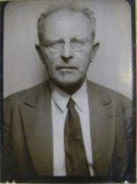 Publicación "Derecho y Economía"