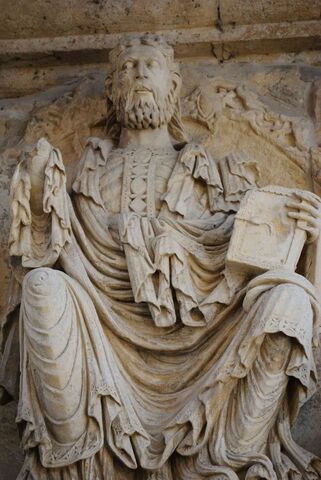 Portada Monumental de San  Trófimo de Arles