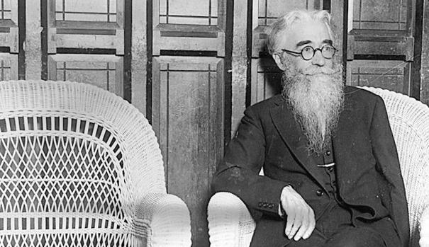 ¿POR QUÉ DEJÓ SU CARRERA DE DERECHO?