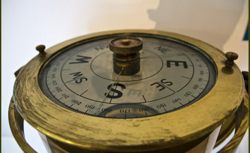 la brújula