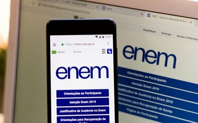 Ministro da Educação visita Palmas no primeiro dia do Enem Digital 2020